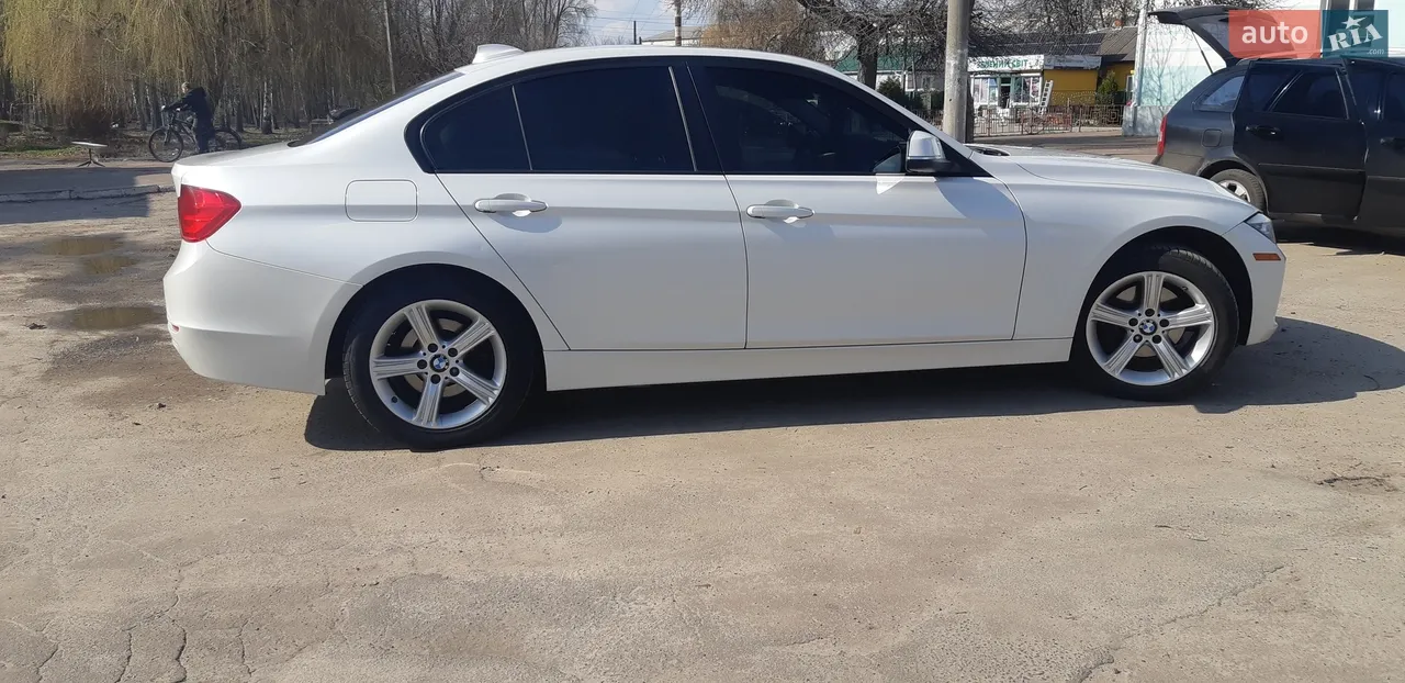 2013 BMW 3er - мініатюра 4