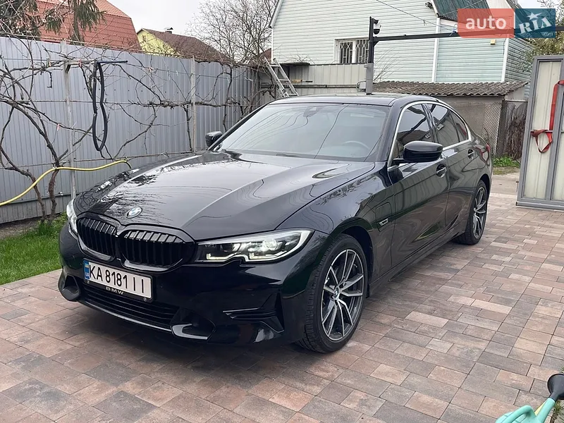 BMW 3 Series 2021