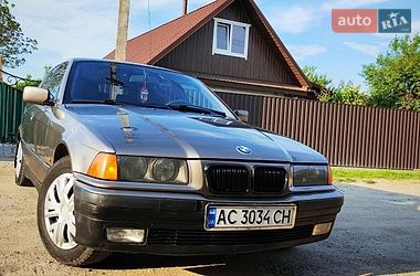 BMW 3 Series  1999