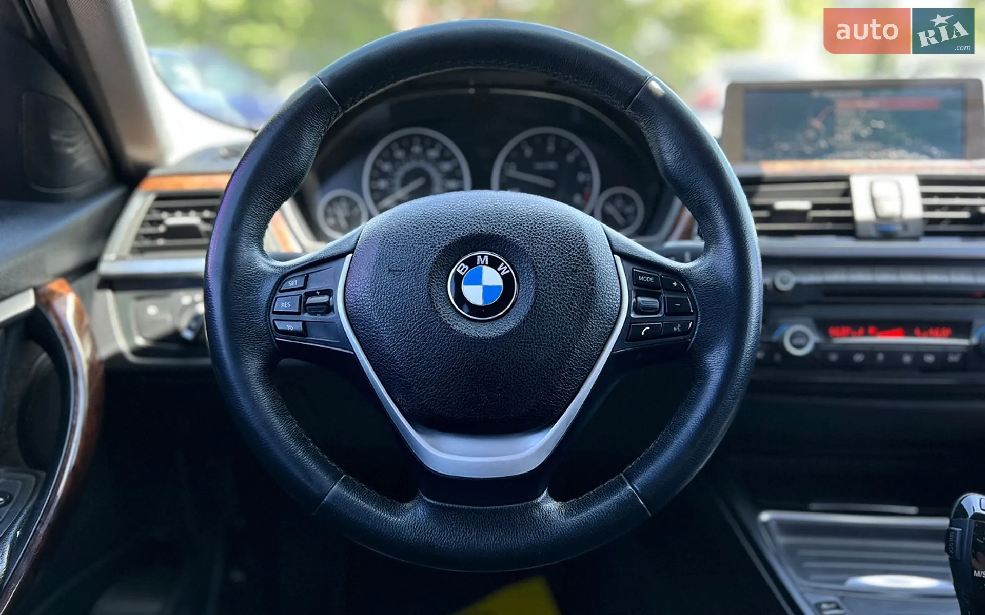 BMW 3 Series 2013 VIN WBA3D3C5XEK155092 фото оголошення 10 з 22