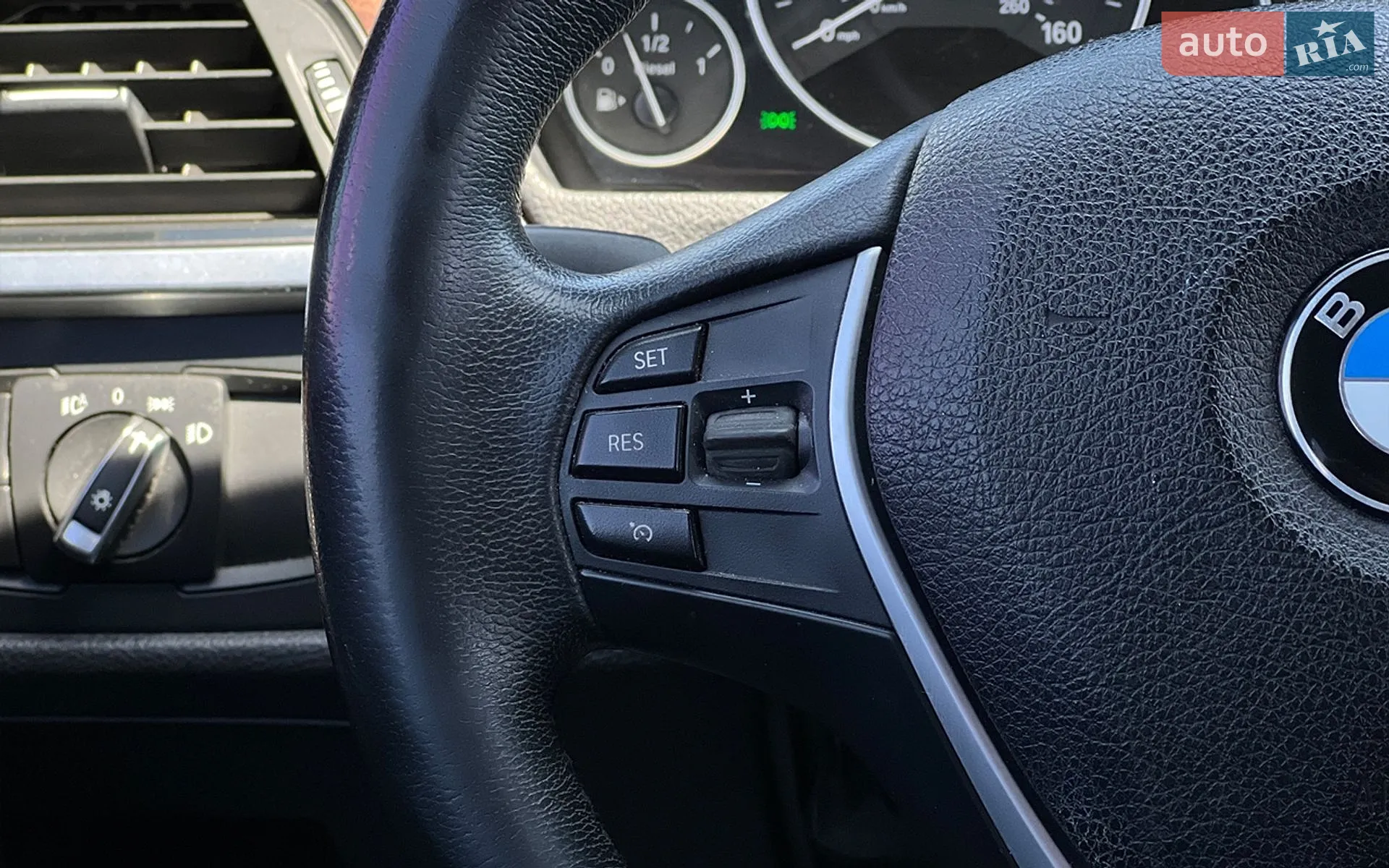 BMW 3 Series 2013 VIN WBA3D3C5XEK155092 фото оголошення 11 з 22