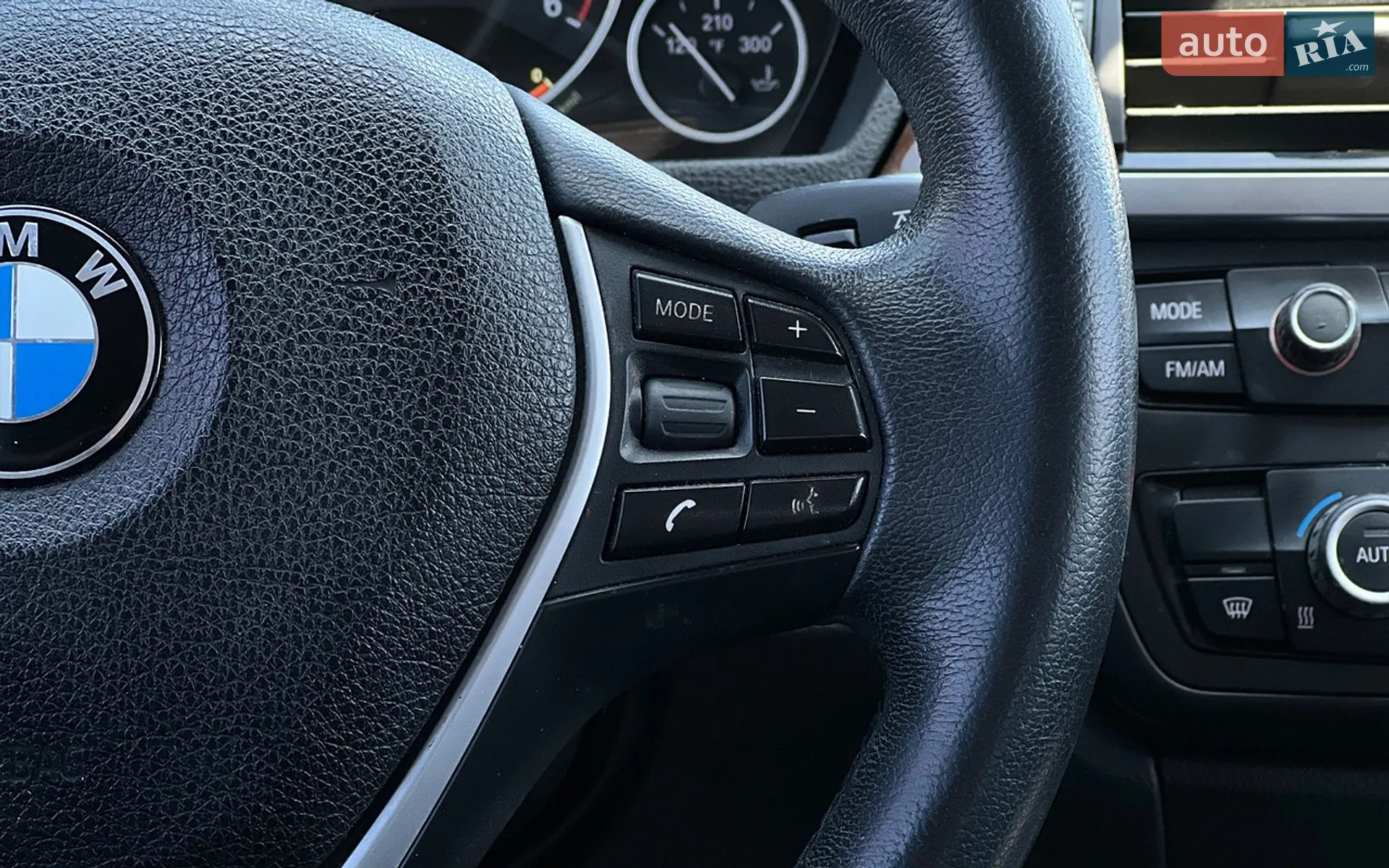 BMW 3 Series 2013 VIN WBA3D3C5XEK155092 фото оголошення 12 з 22
