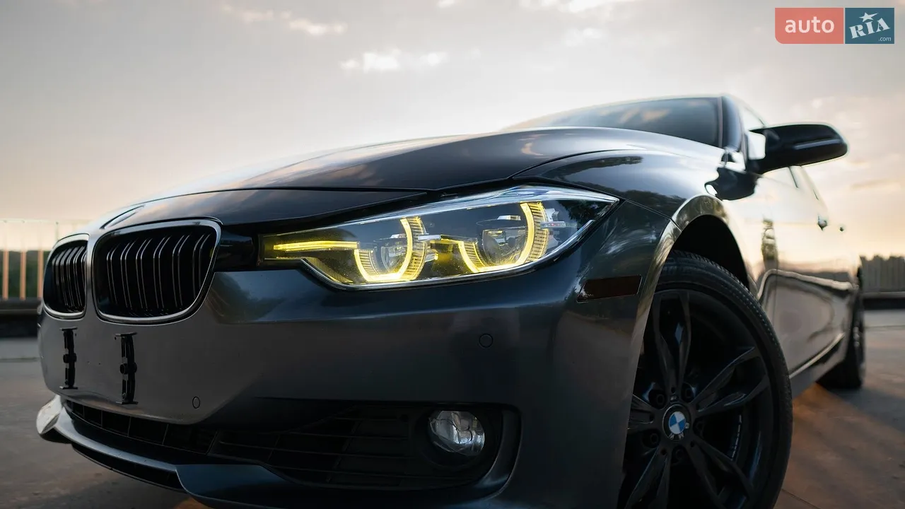 2013 BMW 3er - мініатюра 2