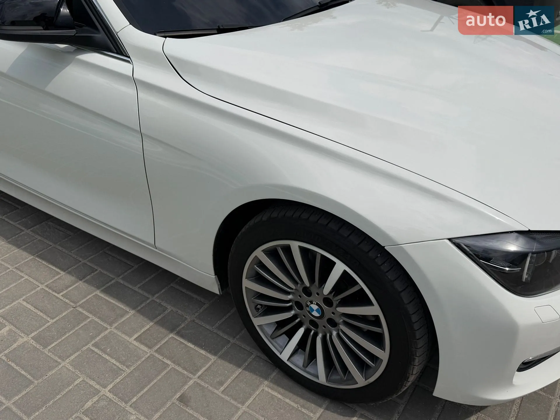 BMW 3 Series 2012 VIN WBA3B3C50DJ698638 фото оголошення 9 з 50