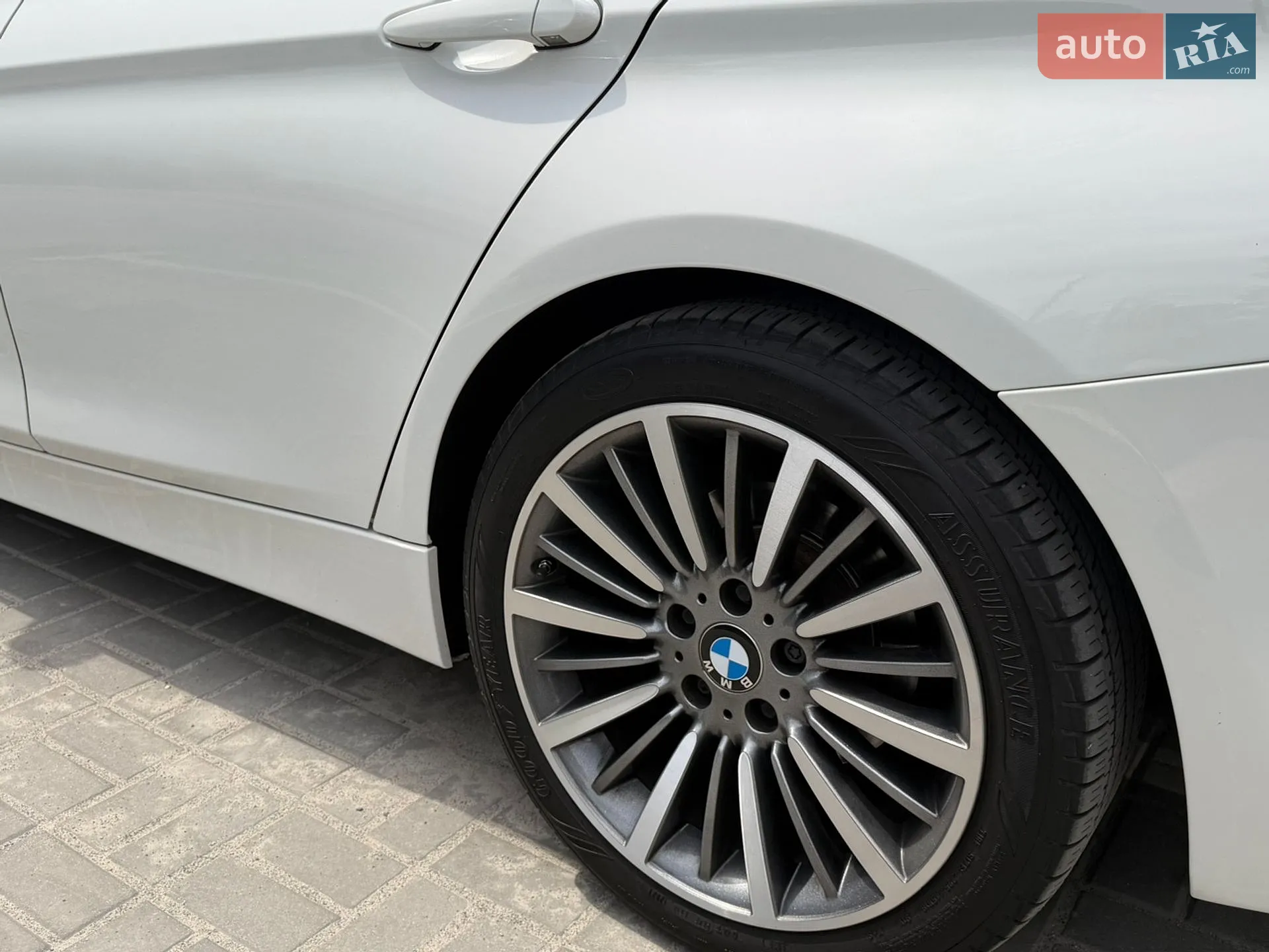 BMW 3 Series 2012 VIN WBA3B3C50DJ698638 фото оголошення 17 з 50