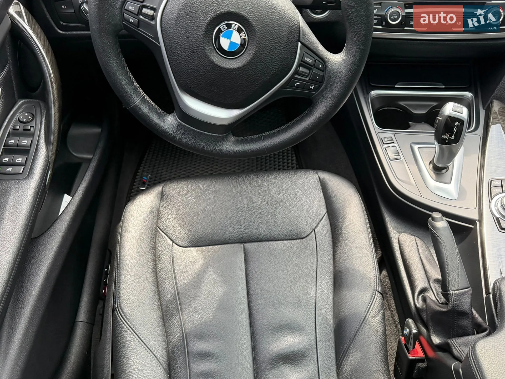 BMW 3 Series 2012 VIN WBA3B3C50DJ698638 фото оголошення 33 з 50
