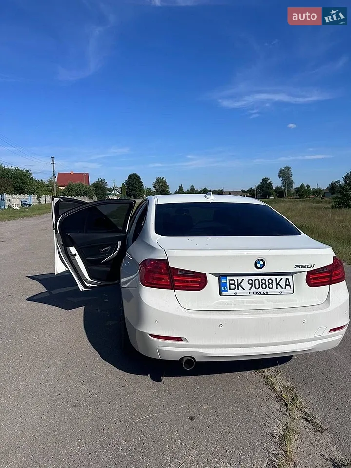 2013 BMW 3er - мініатюра 4