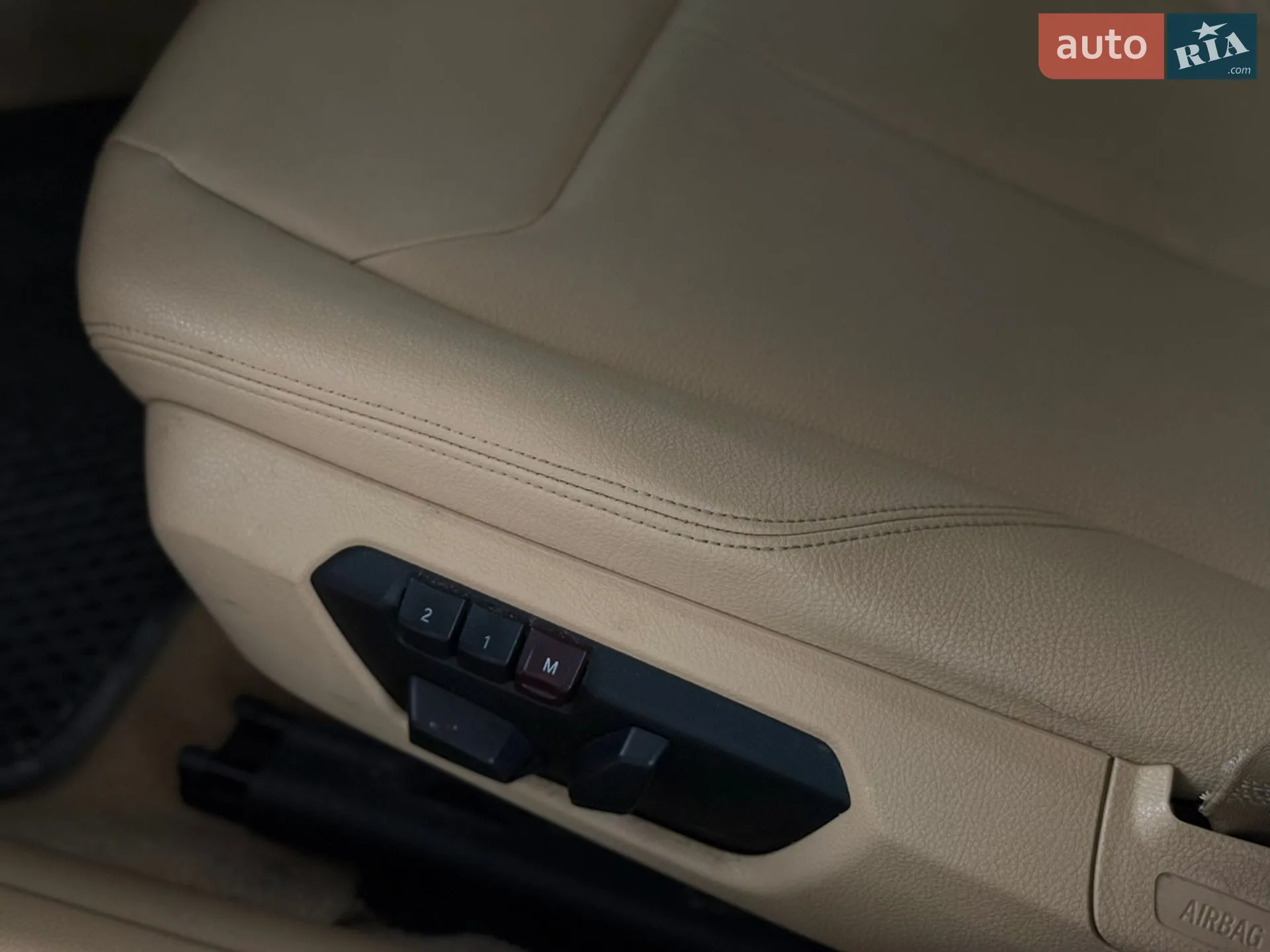 BMW 3 Series 2012 VIN WBA3A5G55DNP21171 фото оголошення 23 з 37