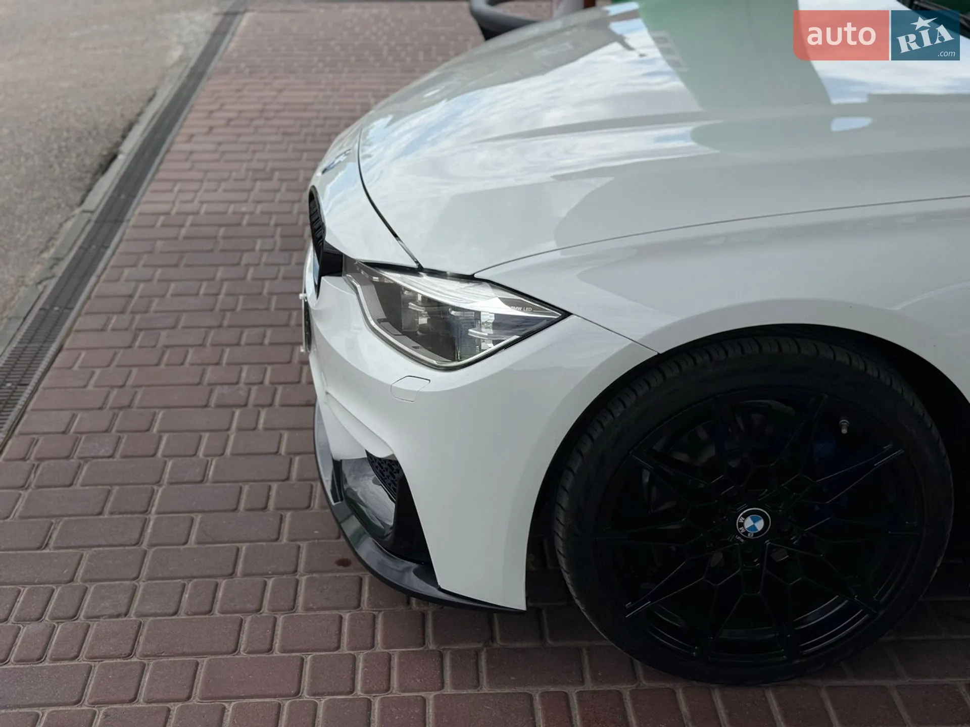 BMW 3 Series 2012 VIN WBA3A5G55DNP21171 фото оголошення 16 з 37