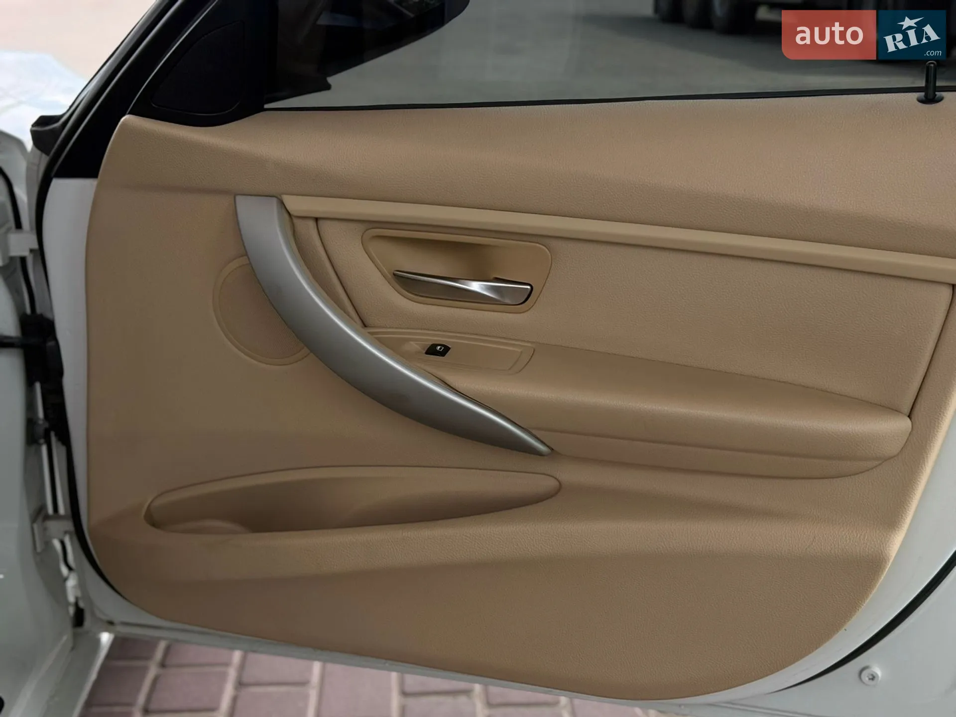 BMW 3 Series 2012 VIN WBA3A5G55DNP21171 фото оголошення 25 з 37