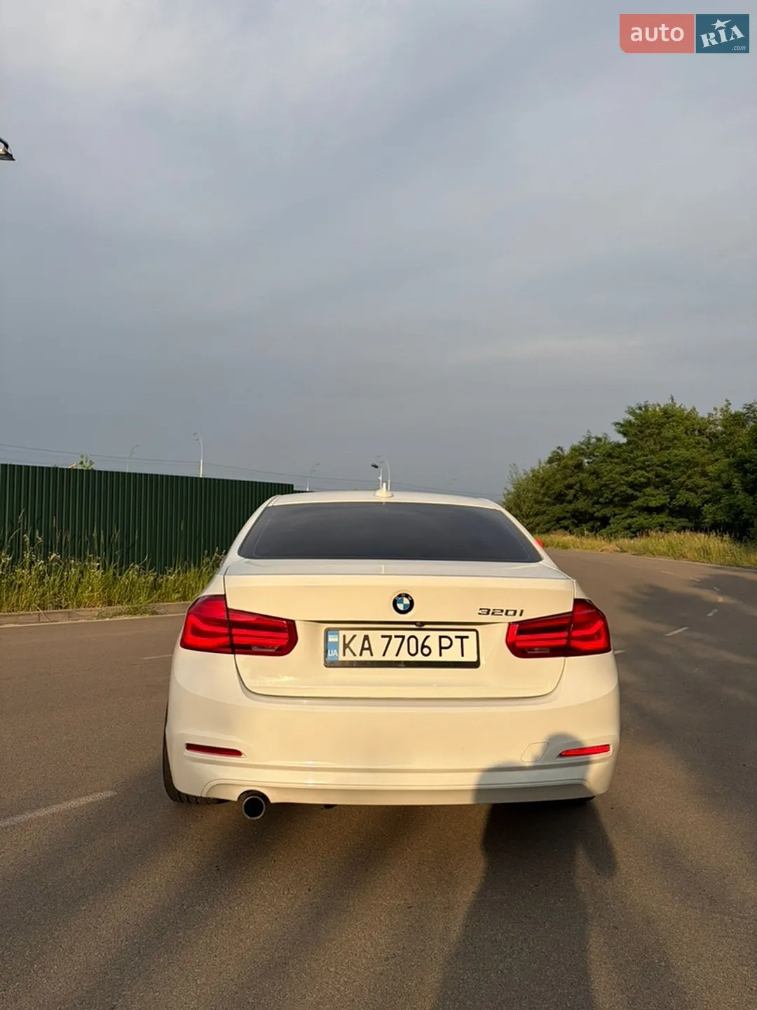 BMW 3 Series 2017 VIN WBA8A9C51JAD27708 фото оголошення 9 з 14