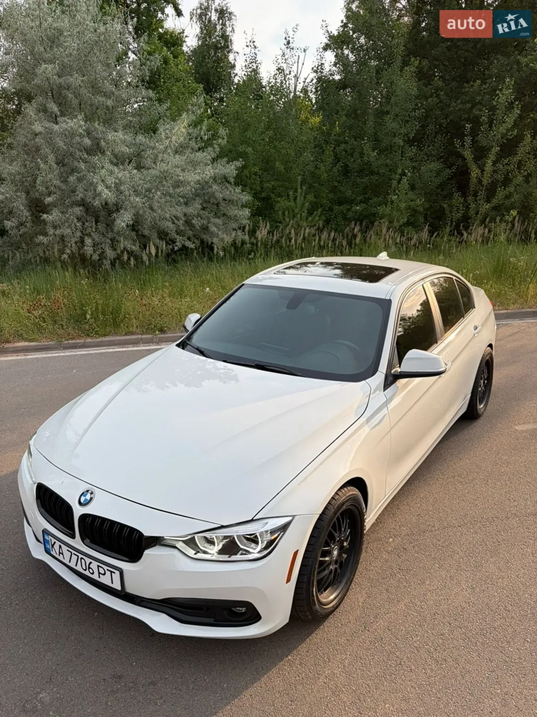 BMW 3 Series 2017 VIN WBA8A9C51JAD27708 фото оголошення 3 з 14
