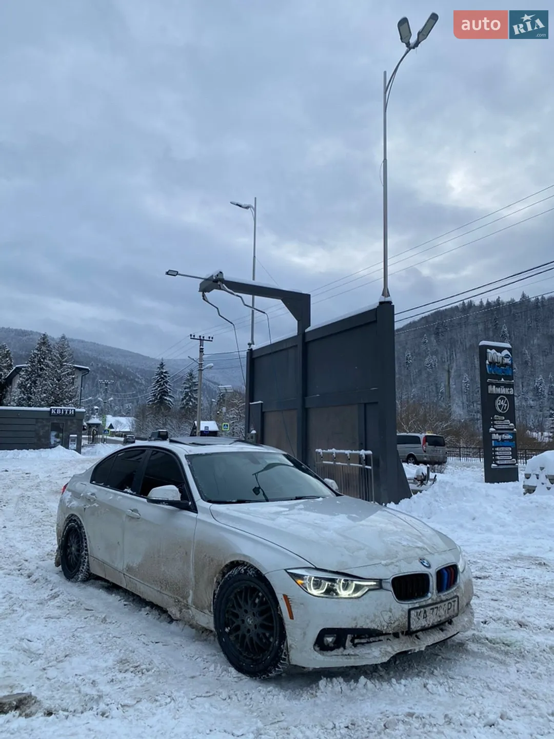 BMW 3 Series 2017 VIN WBA8A9C51JAD27708 фото оголошення 5 з 14