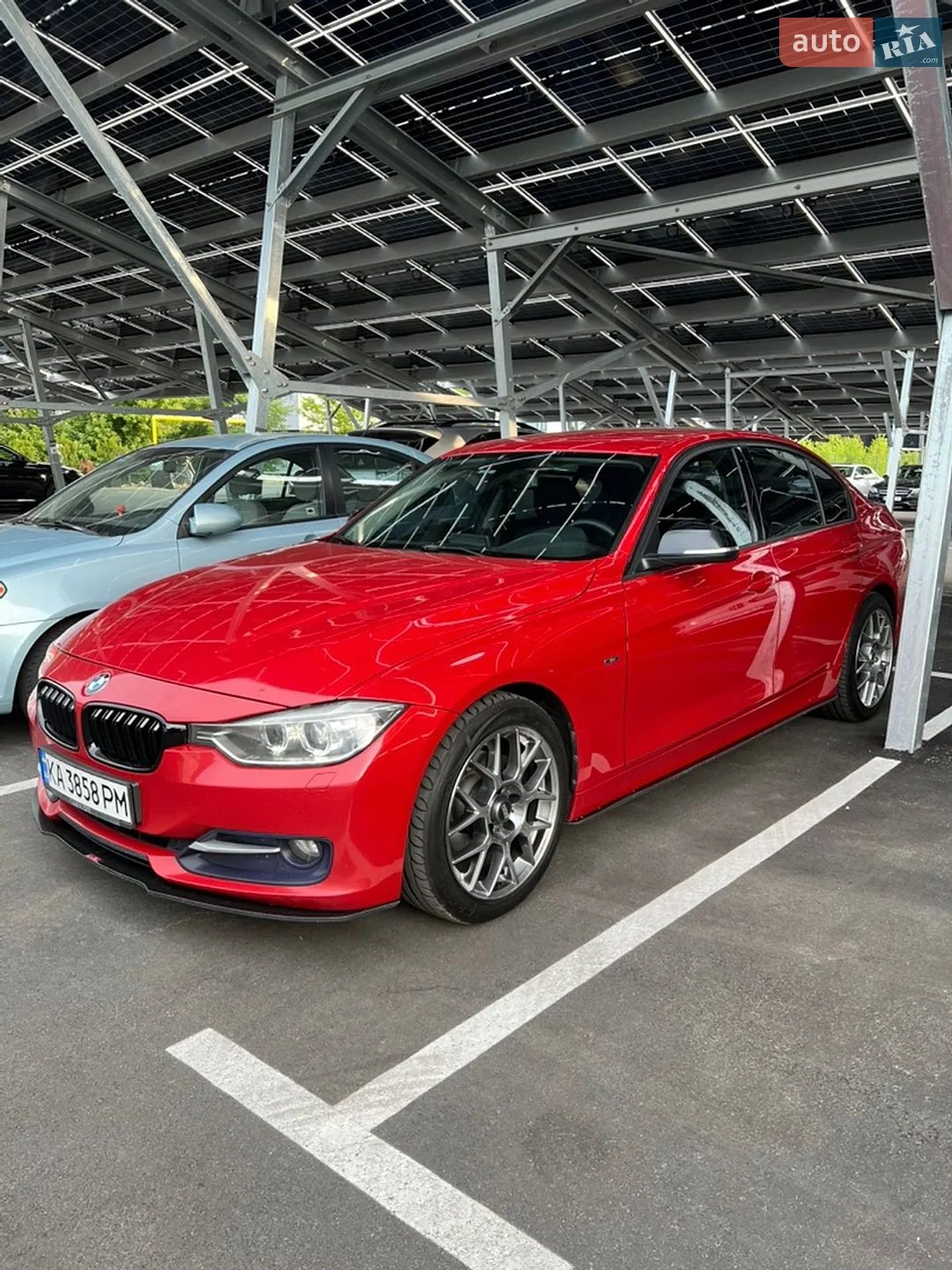 BMW 3 Series 2014 VIN WBA3D110X0F394476 фото оголошення 2 з 18