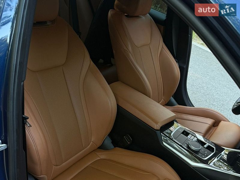 Седан BMW 3 Series 2023 в Запорожье