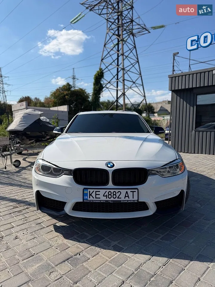 2013 BMW 3er - мініатюра 2
