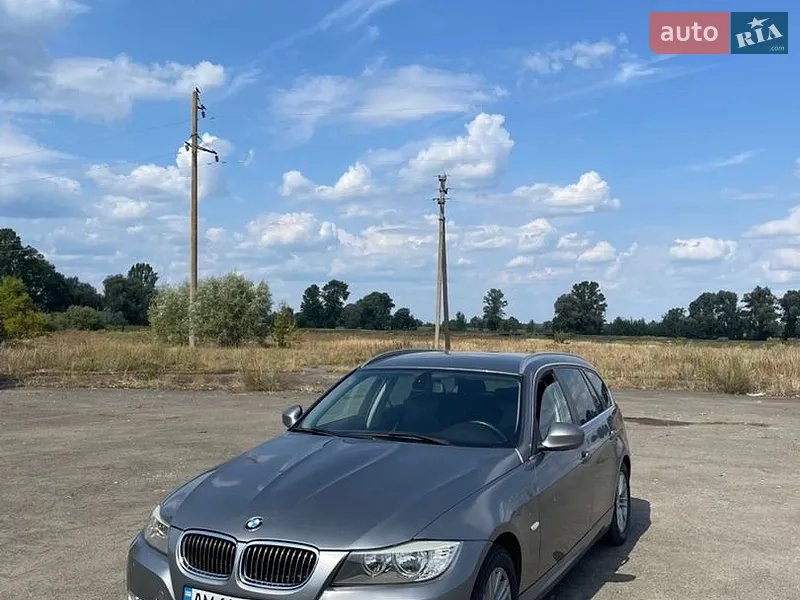 BMW 3 Series 2010