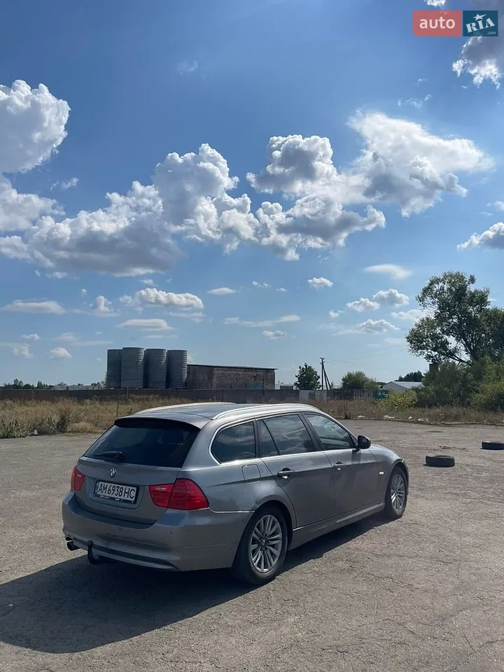 2010 BMW 3er - мініатюра 4