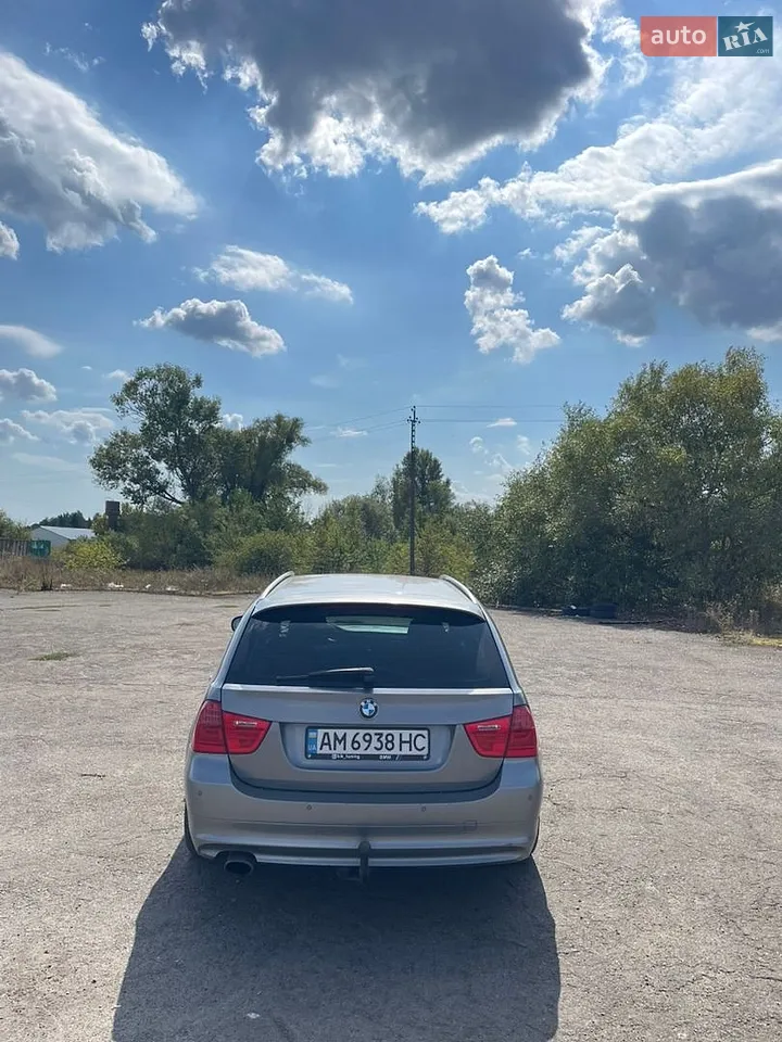 2010 BMW 3er - мініатюра 5