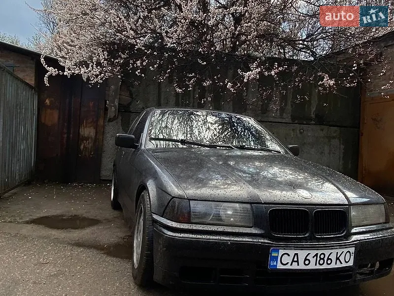 BMW 3 Series 1993