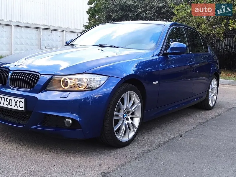 BMW 3 Series 2011