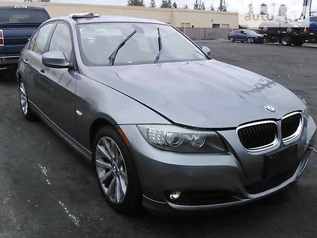 BMW 3 2011 года