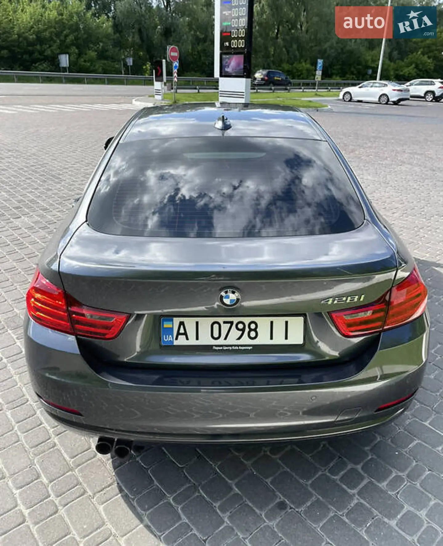 BMW 4 Series 2016 VIN WBA4A9C53GG695826 фото оголошення 9 з 22