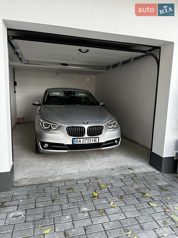 Лифтбек BMW 5 Series GT