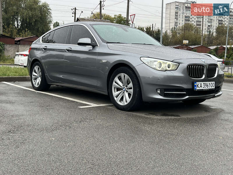 Седан BMW 5 Series GT
