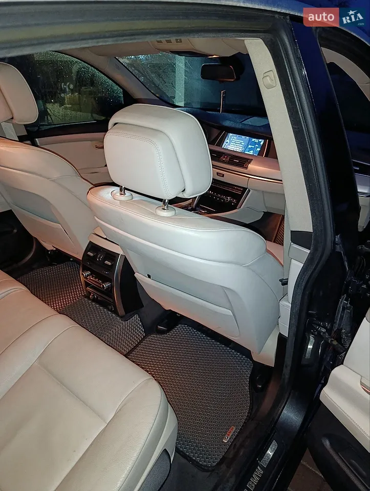 2010 BMW 5er - мініатюра 4