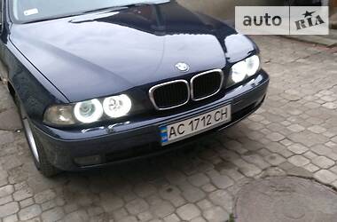 BMW 5 Series 520 2000