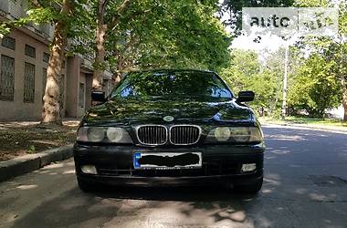 BMW 5 Series  2000