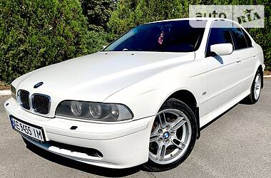 BMW 5 Series E39 2000