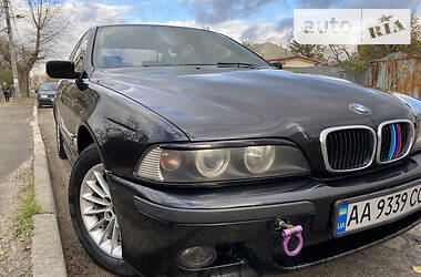 BMW 5 Series  2000