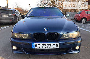 BMW 5 Series M 2001