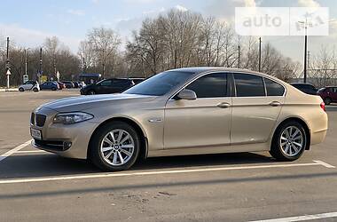 BMW 5 Series Official  2010