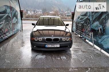 BMW 5 Series  2003