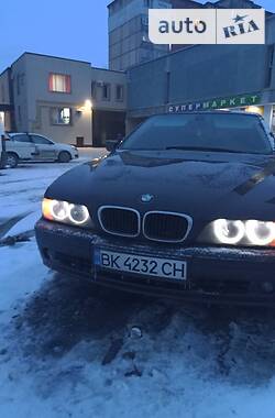 BMW 5 Series  2001