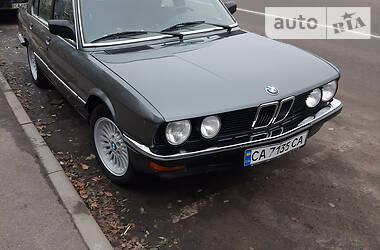 BMW 5 Series e28 1986