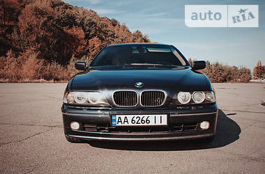 BMW 5 Series  2002