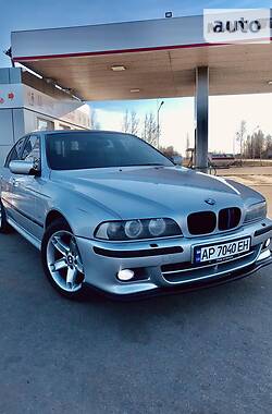 BMW 5 Series  2000