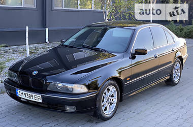 BMW 5 Series e39 1998