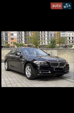 BMW 5 Series XDRIVE 2011