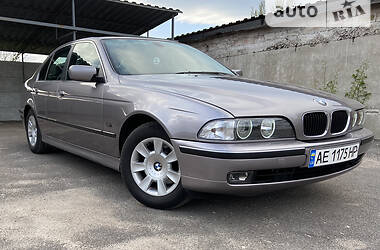 BMW 5 Series  2000