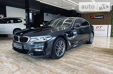 BMW 5 Series I XDRIVE OFFICIAL  2019