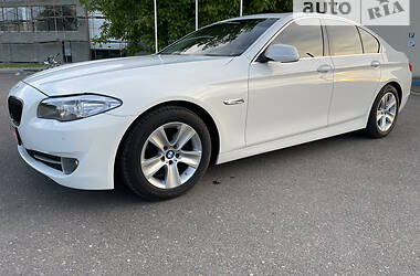 BMW 5 Series AT 2011