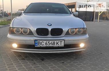 BMW 5 Series  2001