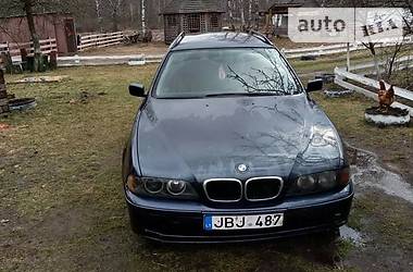 BMW 5 Series  2002