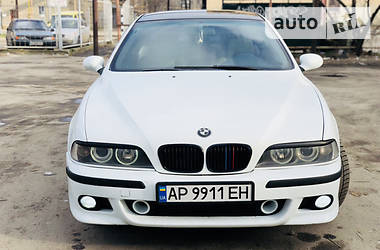 BMW 5 Series  2000