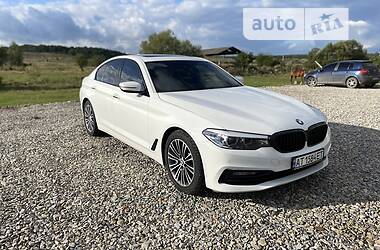 BMW 5 Series  2017